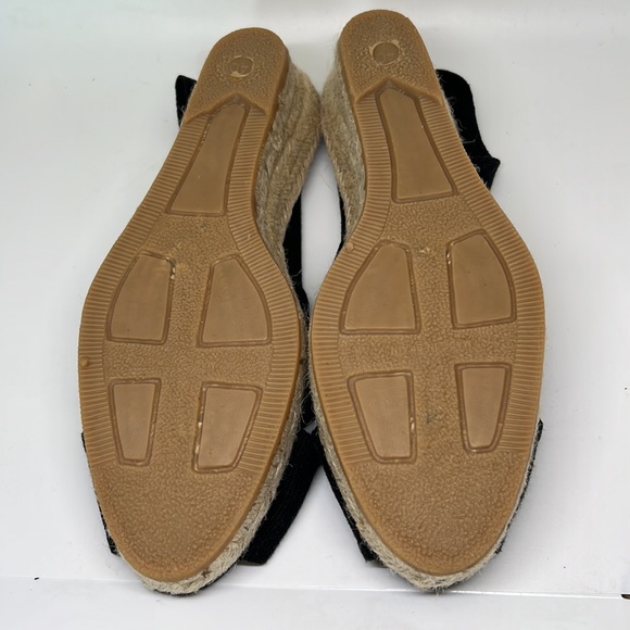 NWOT La Manual Black Canvas Sling Black Wedge - Picture 3 of 6